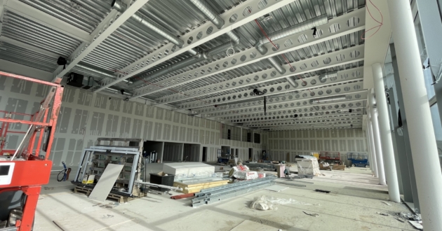 Dawber Williamson Ceilings Partitions SFS at BMW Stratstone Hull DWC 10