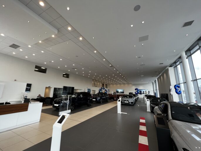 Dawber Williamson Ceilings Partitions SFS at BMW Stratstone Hull DWC 27
